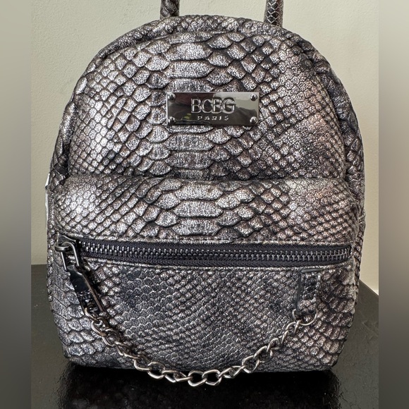 BCBG Paris Main Street Petite Backpack Silver Snake Skin With Chain NWT main image 3